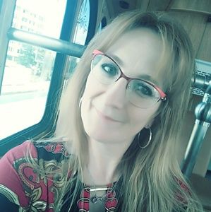 Meet your Posher, Andrea